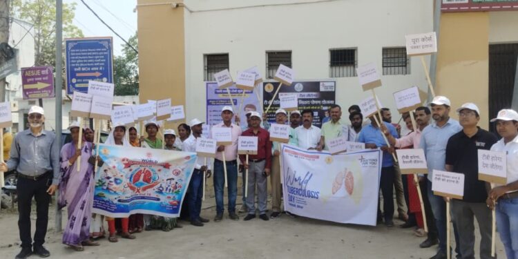 वैशाली में गूंजा ‘टीबी मुक्त भारत’ का नारा: वर्ल्ड टीबी डे पर जुटे जिले के दिग्गज, पूर्व जिला यक्ष्मा पदाधिकारी डॉ. रावत का हुआ भव्य सम्मान