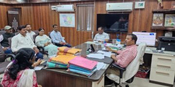 चमकी बुखार पर नियंत्रण हेतु जिला स्तरीय टास्क फोर्स की बैठक संपन्न