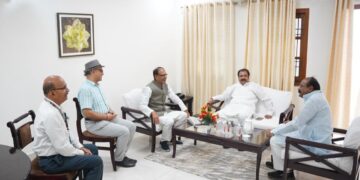 पटना – कृषि अनुसंधान परिसर, पटना के कार्यकारी निदेशक ने केंद्रीय कृषि मंत्री से की शिष्टाचार भेंट, संस्थान की गतिविधियों से कराया अवगत