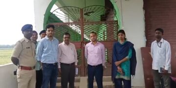 जिलाधिकारी के निर्देश पर अवैध रूप से संचालित अस्पताल पर छापा, प्राथमिकी दर्ज