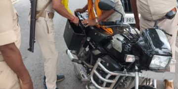 वाहन जांच अभियान तेज, संदिग्धों की हुई सघन जांच