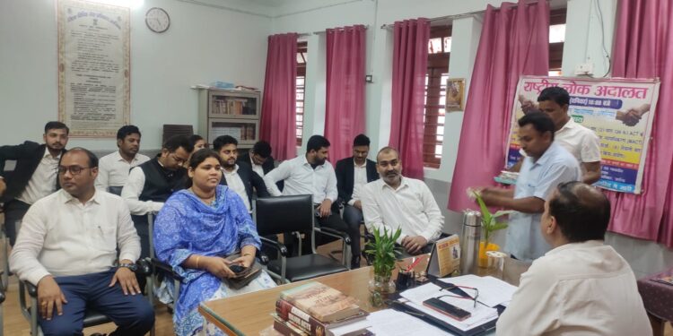 अररिया – 09 मई को राष्ट्रीय लोक अदालत की तैयारी जोरों पर तेज, अधिकाधिक मामलों के निपटारे पर हुई चर्चा