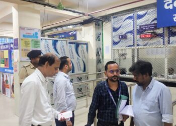 अररिया – अस्पतालों में सख्ती: जिलाधिकारी के निर्देश पर स्वास्थ्य सेवाओं को बेहतर और जवाबदेह बनाने के उद्देश से कराई जा रही व्यापक जांच