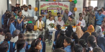 विधायक ने उच्च माध्यमिक विद्यालय में नवनिर्मित भवन का किया उद्घाटन