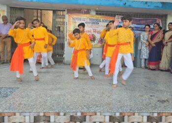 अररिया – मोहिनी देवी मेमोरियल स्कूल अररिया में गुरुदेव रविंद्र नाथ टैगोर की जयंती समारोह पूर्वक मनाई गई
