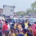 दरभंगा : बाबा कुशेश्वरनाथ मंदिर में उमड़ी श्रद्धालुओं की भीड़, जाम और गर्मी से बढ़ी परेशानी।
