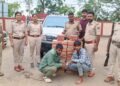 फोरलेन पर उत्पाद विभाग की बड़ी घेराबंदी, सफारी वाहन से 126 लीटर विदेशी बीयर बरामद।