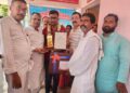 पूर्व शिक्षा मंत्री ने इंटर साइंस के स्टेट टॉपर आदित्य को किया सम्मानित