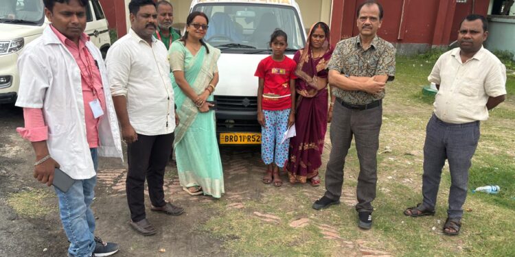 बाल हृदय योजना के तहत बच्ची को निःशुल्क ओपन हार्ट सर्जरी के लिए किया गया रवाना