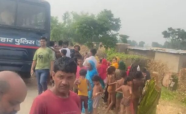 अतिक्रमण हटाने पहुंची प्रशासनिक टीम पुलिस बल की कमी से लौटी बैरंग