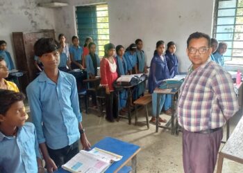 बीडीओ का औचक निरीक्षण, स्कूलों की शैक्षणिक व्यवस्था पर कसा शिकंजा।