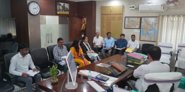 नगर निकायों एवं बुडको के कार्यों की समीक्षा, लंबित योजनाओं को समय पर पूरा करने का निर्देश