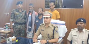 अररिया – ऑपरेशन प्रहार के तहत अररिया पुलिस की बड़ी सफलता, 16 ग्राम स्मैक व ₹8.36 लाख के साथ तीन तस्कर गिरफ्तार