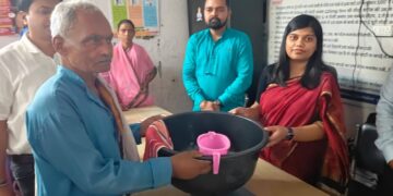 पीएचसी पुरनहिया में एमएमडीपी कार्यशाला आयोजित, डीएम ने किया औचक निरीक्षण