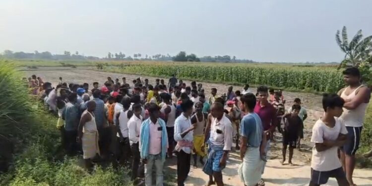 पेट्रोल पंप कर्मी का संदिग्ध हालत में मिला शव; परिजनों ने जताया हत्या की आशंका