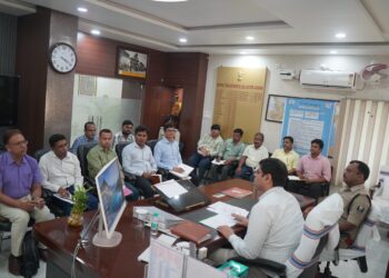 राष्ट्रीय राजमार्गों पर अवैध पार्किंग और सड़क सुरक्षा को लेकर डीएम सख्त, चलाया जाएगा विशेष अभियान