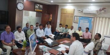 राष्ट्रीय राजमार्गों पर अवैध पार्किंग और सड़क सुरक्षा को लेकर डीएम सख्त, चलाया जाएगा विशेष अभियान