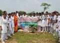 अररिया – 450 छात्रों ने किया वृक्षारोपण, रहिकपुर वन क्षेत्र में लगाए हजारों पौधे