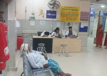 अररिया – इमरजेंसी पर्ची को लेकर सदर अस्पताल में हुआ विवाद, स्वास्थ्यकर्मी के व्यवहार पर उठे सवाल