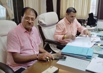 सहरसा – नगर विकास एवं आवास विभाग की जांच टीम पहुंची सहरसा नगर निगम, कई घंटों तक खंगाली गई संचिकाएं