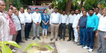 विश्व पर्यावरण दिवस के अवसर व्यवहार न्यायालय परिसर में वृक्षारोपण कार्यक्रम आयोजित