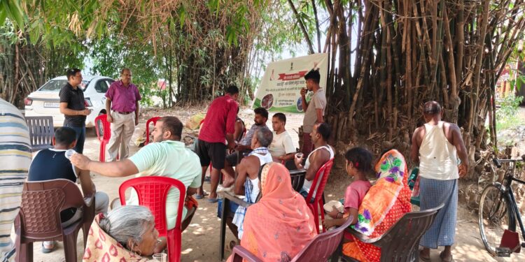 पटना – खेत बचाओ अभियान के अंतर्गत किसानों को संतुलित उर्वरक उपयोग एवं कृषि यंत्रीकरण की जानकारी दी गई