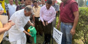 पटना – कृषि अनुसंधान परिसर, पटना में पीएम-किसान की 23वीं किस्त का सीधा प्रसारण, केंद्रीय मंत्रियों ने किसानों को किया जागरूक