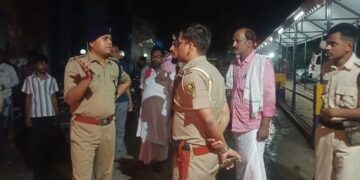 एनएच-27 किनारे युवक का खून से लथपथ शव मिलने से सनसनी, धारदार हथियार से हत्या की आशंका