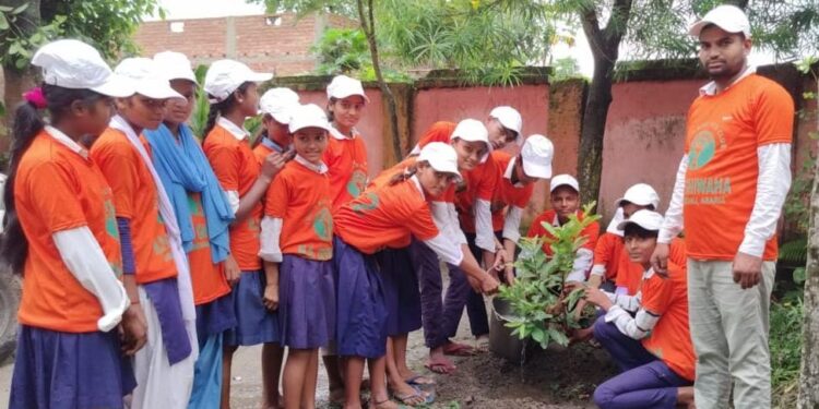 एक वृक्ष मां के नाम अभियान के तहत हुआ वृक्षारोपण