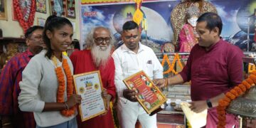 अररिया – गुरु पूर्णिमा पर खिलाड़ियों और प्रशिक्षकों का सम्मान, दिव्य ज्योति शिव साईं मंदिर में आयोजित हुआ प्रेरणादायी समारोह