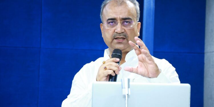 टीबी मुक्त भारत अभियान अब बनेगा जन-आंदोलन, युवाओं की भागीदारी से बिहार में मिटेगा टीबी का नामोनिशानः मंगल पांडेय