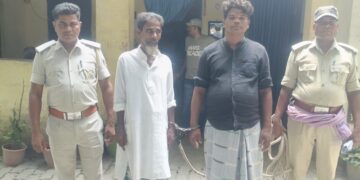महलगांव थाना पुलिस ने दो एनबीडब्ल्यू वारंटियों को किया गिरफ्तार