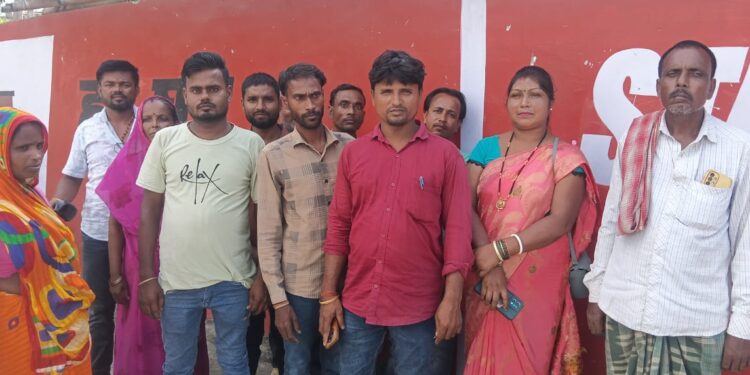 पलासी – सरकारी योजना का लाभ दिलाने के नाम पर लाखों की ठगी का आरोप, पलासी थाने में प्राथमिकी दर्ज
