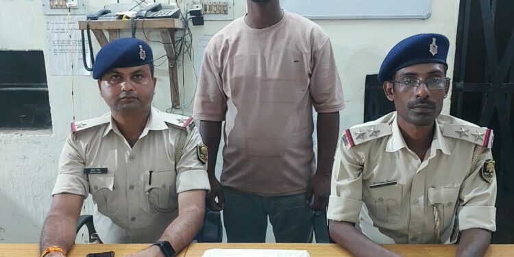 अररिया – 604.2 ग्राम स्मैक के साथ मालदा का तस्कर गिरफ्तार