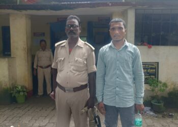 चौकता गांव की युवती से दुष्कर्म के नामजद आरोपी को पुलिस ने किया गिरफ्तार