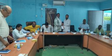 सिकटी प्रखंड मुख्यालय स्थित सभागार में मंगलवार को बीस सूत्री कार्यक्रम क्रियान्वयन समिति की बैठक आयोजित की गई।