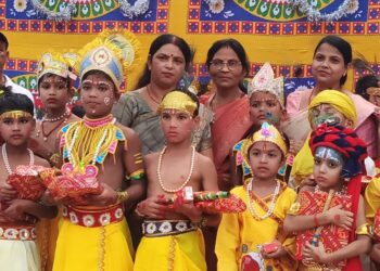अररिया – मोहिनी देवी मेमोरियल स्कूल में हर्षोल्लास से मनाया गया कृष्ण जन्मोत्सव