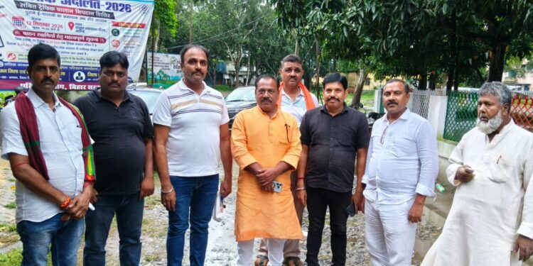 भरगामा – प्रखंड समन्वयक पर उगाही के आरोप, प्रतिनिधियों ने मांगी जांच