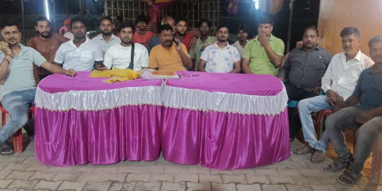 पलासी के 100 साल पुराने काली-दुर्गा मंदिर में नवरात्र की धूम, अष्टमी-नवमी को होगा नाटक का मंचन